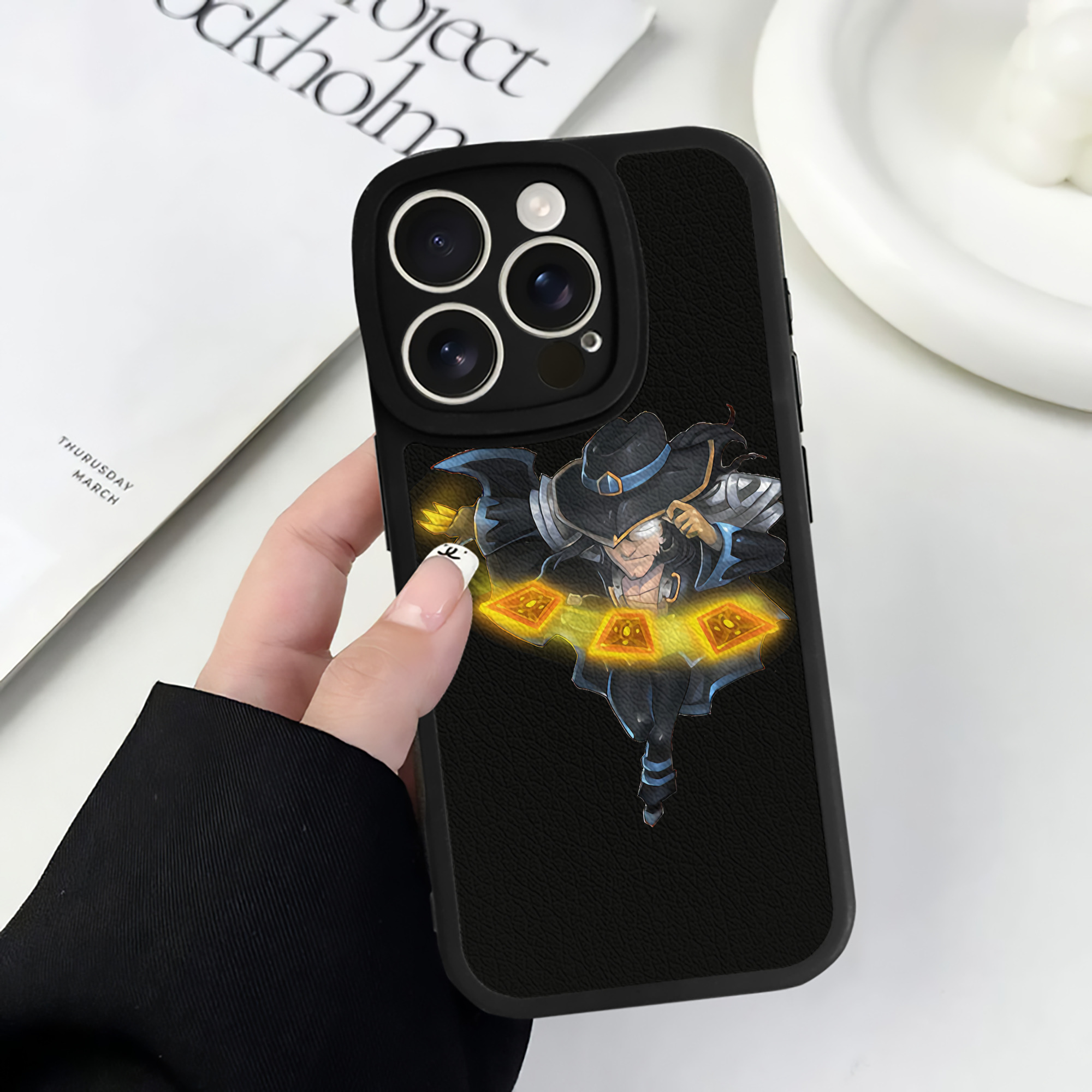 リーグ・オブ・レジェンド League of Legends LOL 【iPhone 16シリーズ対応】シリコンスマホケース（レザー調） 材質：シリコン